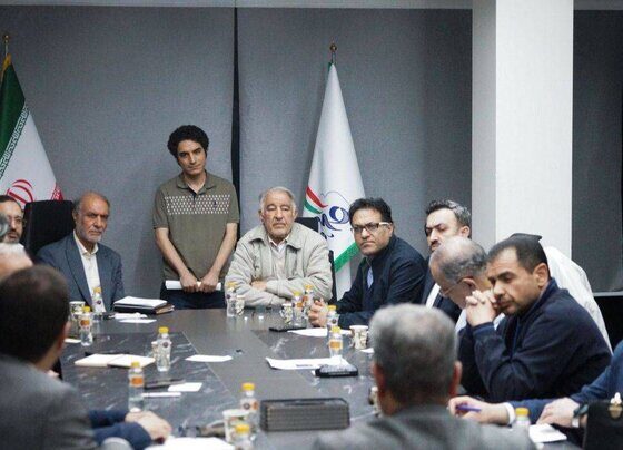 پنجمین نشست مشترک دبیران کل احزاب و تشکل‌های انقلابی