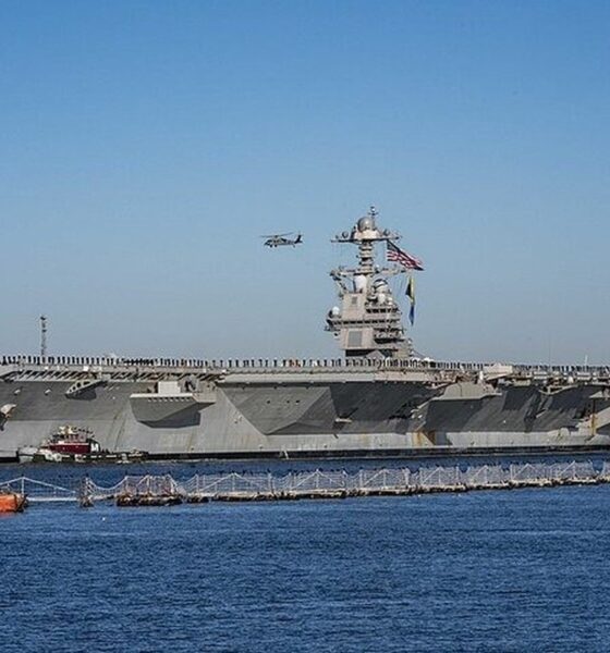 اعتراف جدید ترامپ در مورد قدرت نظامی ایران / ایران به ناو فورد از هفده‌ جهت حمله کرد