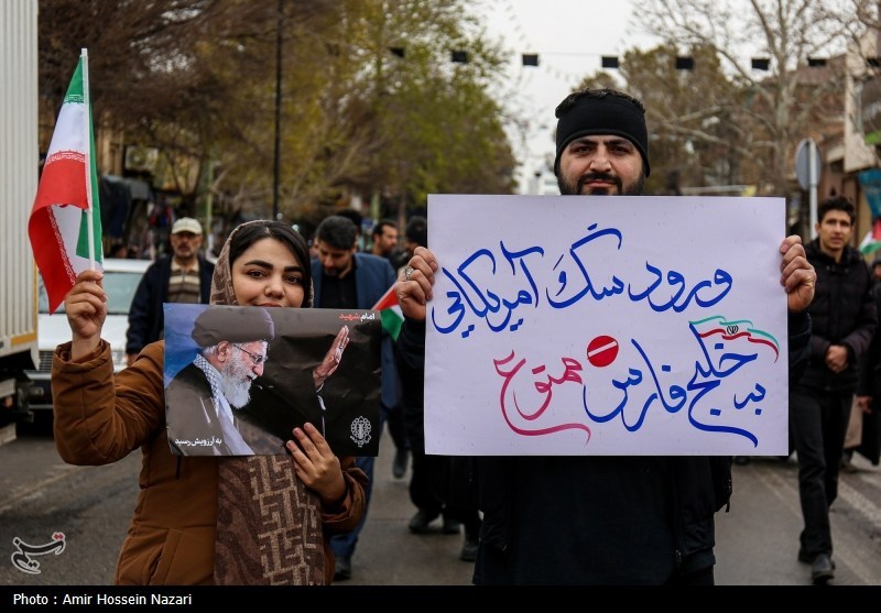 امام جمعه ساری: در این جنگ باید تکلیف‌مان را با آمریکا روشن کنیم