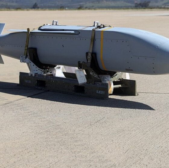 انهدام موشک کروز jassm در استان مرکزی + تصویر