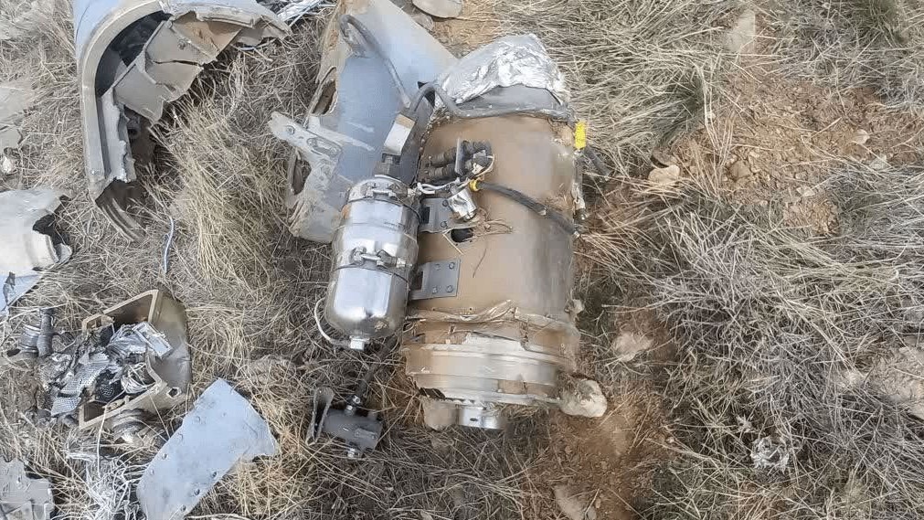 انهدام ‌‌پهپاد شناسایی اربیتر ـ 5 اسرائیلی ‌در همدان + تصاویر