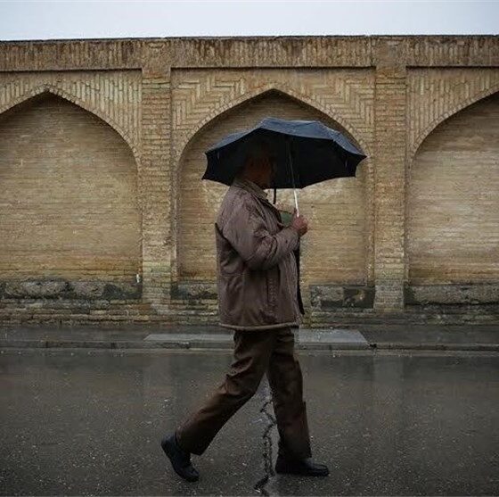 بارش‌های بهاری در راه اصفهان؛ افزایش 2 تا 4 درجه‌ای دما