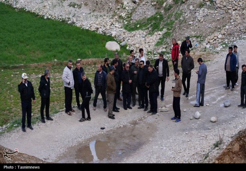 تخریب پل مختار یاسوج در پی سیلاب/ کمربندی شهر مسدود شد+تصاویر تخریب پل مختار یاسوج در پی سیلاب/ کمربندی شهر مسدود شد+تصاویر