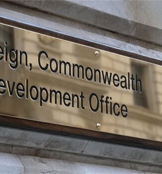 تنش دیپلماتیک در لندن/ سفیر ایران احضار شد