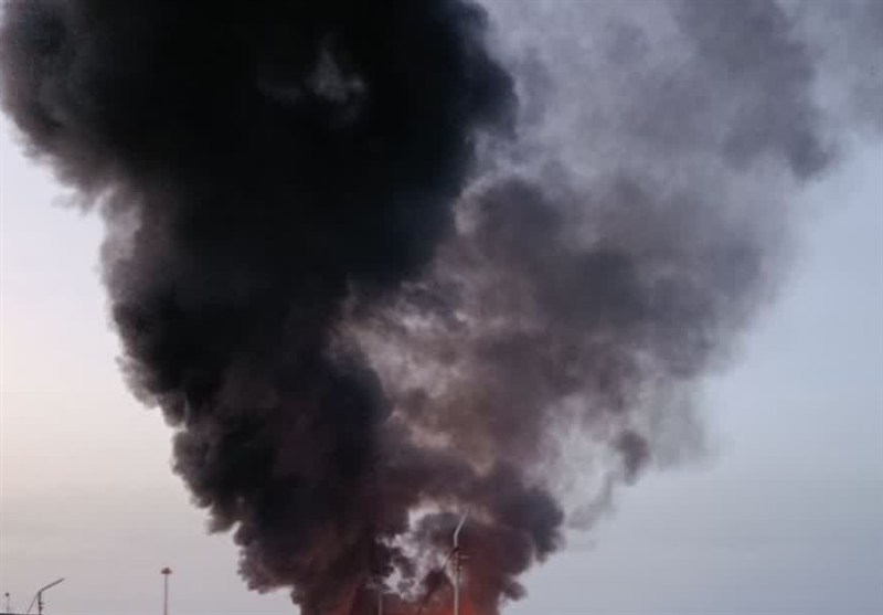 جنگنده‌های آمریکایی و صهیونیستی به میدان تره‌بار لار حمله کردند