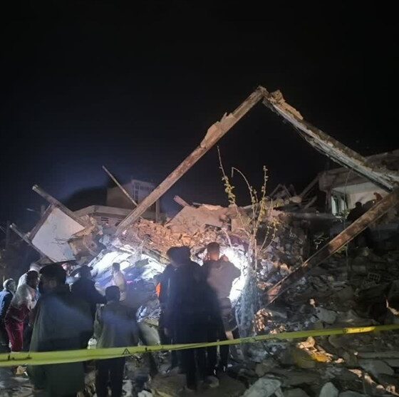 حمله هوایی دوباره آمریکایی به مناطق مسکونی خرم‌آباد/ 9 نفر شهید شدند