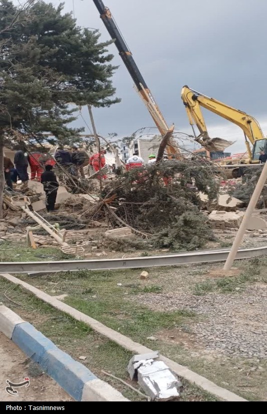 حمله پهپادی به منزل مسکونی در زنجان/3 شهید و 7 مصدوم