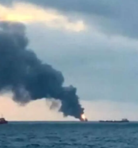 خلیج فارس لرزید / یک نفتکش در شمال ابوظبی منفجر شد
