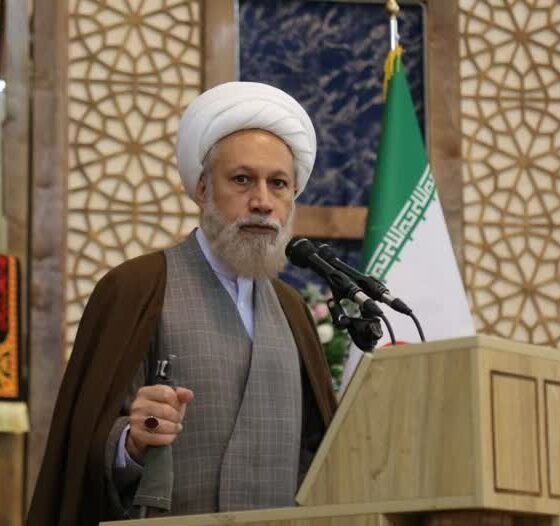 دفاع از نظام اسلامی یک واجب شرعی است