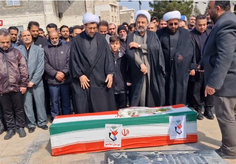 سنگتمام مردم دالکی در تشییع سردار شهید اسماعیل احمدی + تصاویر حمله اسرائیل به ایران , شهید , اخبار بوشهر ,