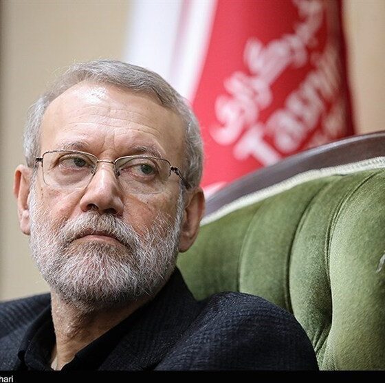 شهید لاریجانی با قدرت و صلابت متجاوزان به کشور را رسوا و تحقیر کرد