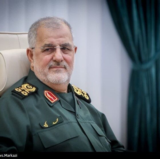 شهید پاکپور ارادت ‌ویژه‌ای به رهبر شهید انقلاب امام خامنه‌ای داشت