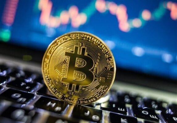 قیمت بیتکوین کاهشی شد/ ورود به کانال ۷۱ هزار دلار قیمت بیتکوین کاهشی شد/ ورود به کانال ۷۱ هزار دلار