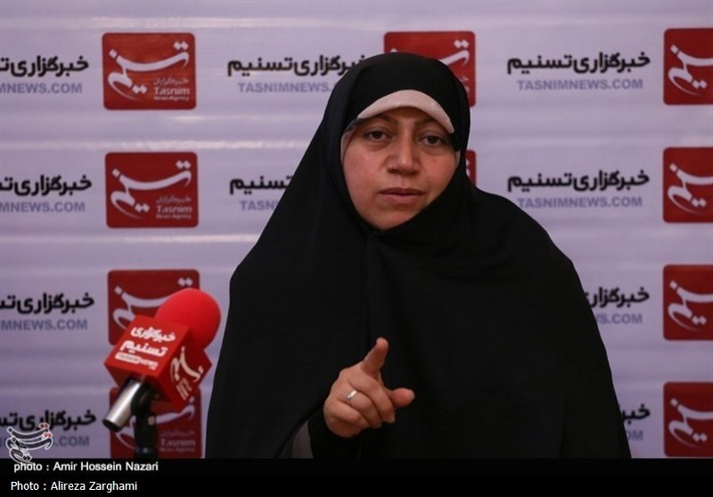 مساجد، خیابان‌ها و میادین سنگر ما در حرم ایران است