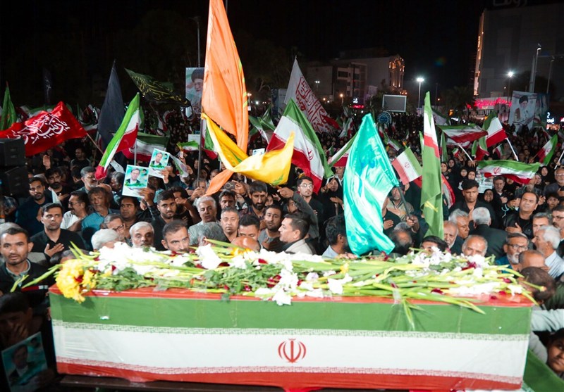 وداع با پیکر شهید یوسف صبحانی‌نسب، رئیس اداره هواشناسی فرودگاهی بوشهر