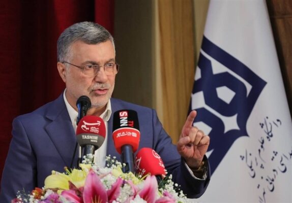 وزیر بهداشت: اعضای نظام سلامت در شرایط جنگی کنونی بدون وقفه پای کار هستند وزیر بهداشت: اعضای نظام سلامت در شرایط جنگی کنونی بدون وقفه پای کار هستند