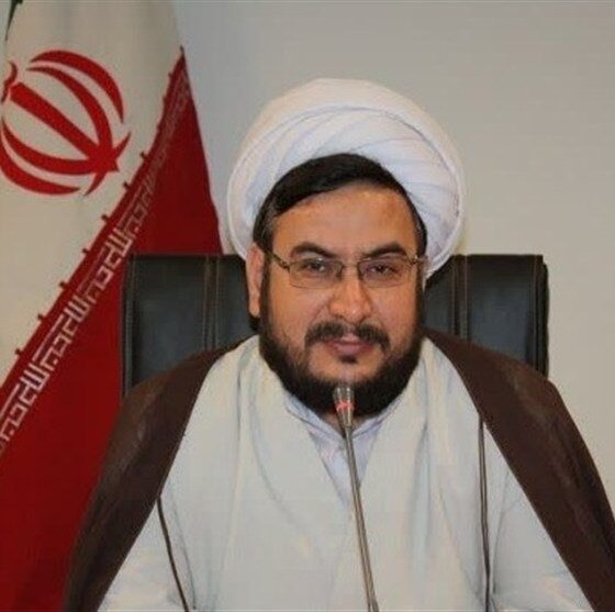 پاسخ یک استاد حوزه به شبهه موروثی بودن رهبری