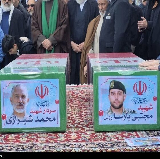 پیکر سرلشکر شهید محمد شیرازی در حرم مطهر رضوی آرام گرفت+تصاویر