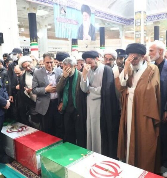 پیکر وزیر اطلاعات در قم تشییع شد / بدرقه مردم پس از نماز عید فطر