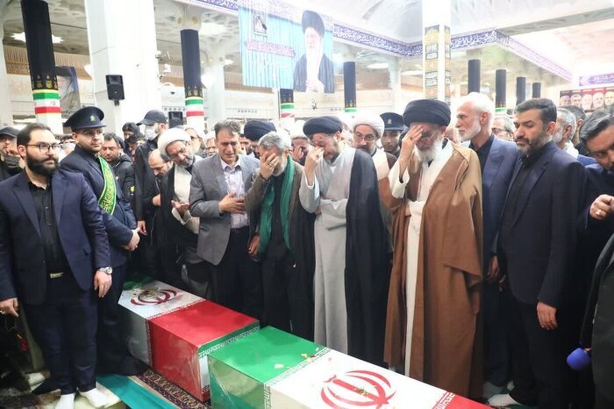 پیکر وزیر اطلاعات در قم تشییع شد / بدرقه مردم پس از نماز عید فطر