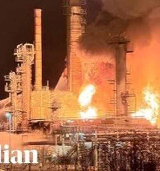 آتش‌سوزی در بزرگترین پالایشگاه استرالیا/ تولید بنزین مختل شد