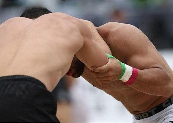 آغاز رقابت‌های کشتی ساحلی با صعود ۴ نماینده ایران