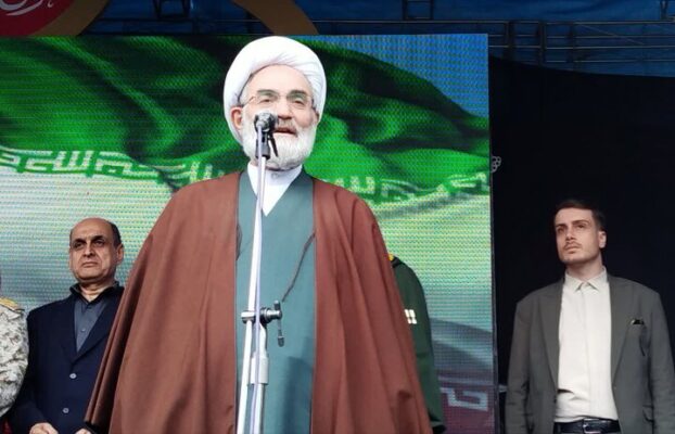 آیت الله فلاحتی: بانوان جان‌فدا فرشتگان دفاع از ارزش‌های الهی هستند