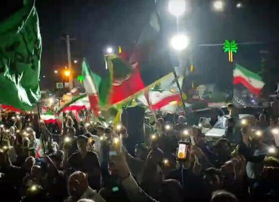 اجتماع شبانه مردم آبپخش