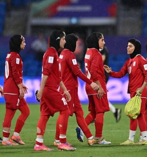 احتمال بازگشت دو دختر فوتبالیست پناهنده به کشور