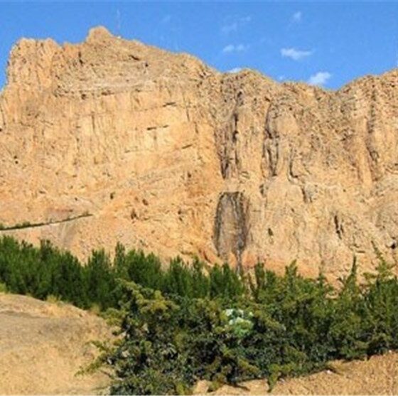 احتمال شنیده شدن صدای انفجار کنترل شده در کوه صفه اصفهان