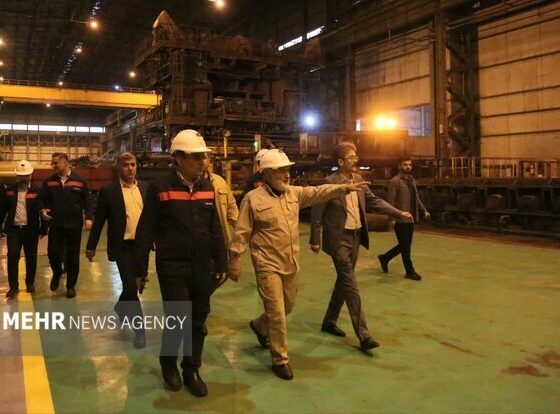 استاندار خوزستان: واحدهای آسیب دیده در جنگ را بهتر از قبل می‌سازیم
