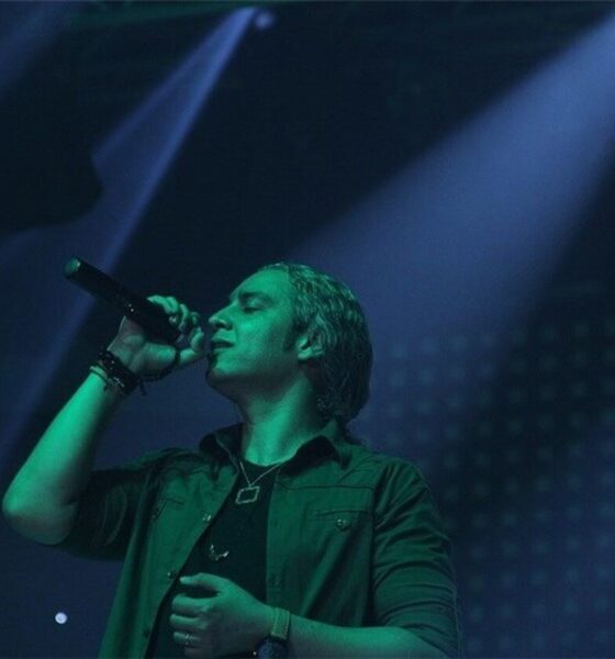 اموال این خواننده توقیف شد