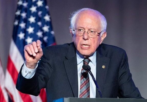 انتقاد سندرز از هزینه هنگفت آمریکا در جنگ / هزینه پیش‌بینی شده جنگ ایران 1 تریلیون دلار است