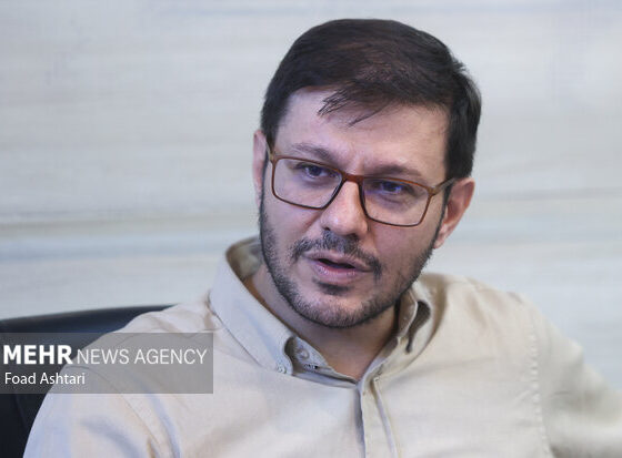 انقلاب اسلامی عهد پدرها را سست کرد و مردم را به سوی«عهد خود» رهنمون شد