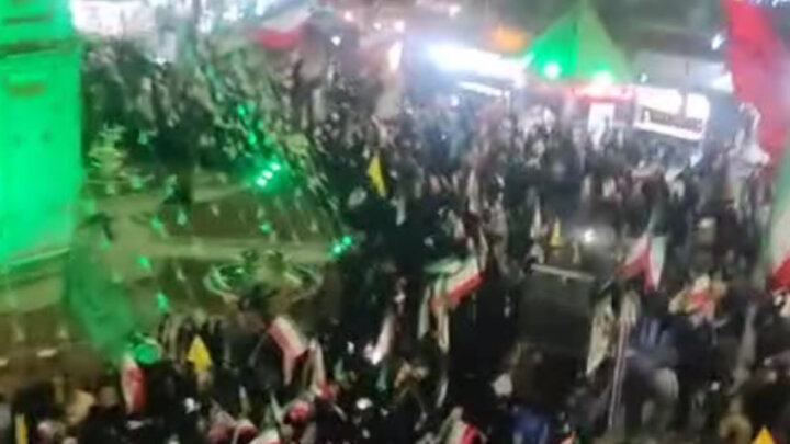 اوج خروش مردمی در میدان ساعت ساری