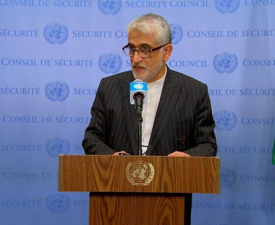 ایروانی: آمریکا مانند دزدان دریایی و تروریست‌ها عمل می‌کند