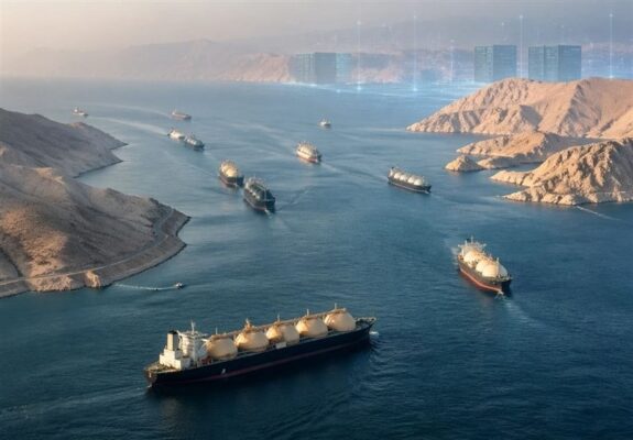اینجا خلیج همیشه فارس است؛ تنگه استراتژیک هرمز اذن دخول می‌طلبد