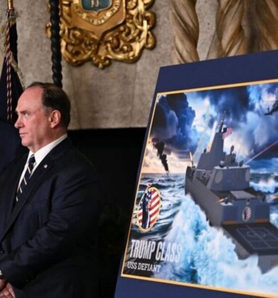 بحران در پنتاگون / تنش میان هگست و وزیر نیروی دریایی آمریکا بالا گرفت