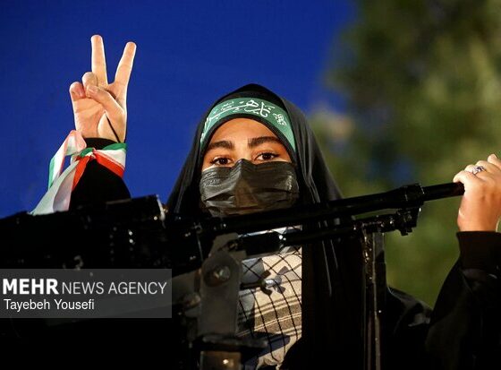 بیعت دختران جان فدای مینودشت با رهبر معظم انقلاب