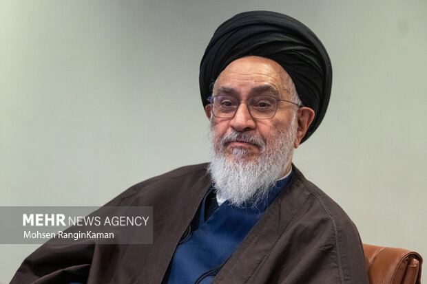 تاریخ لکه ننگ ستمگران برای توهین به چهره‌های الهی را فراموش نمی‌کند