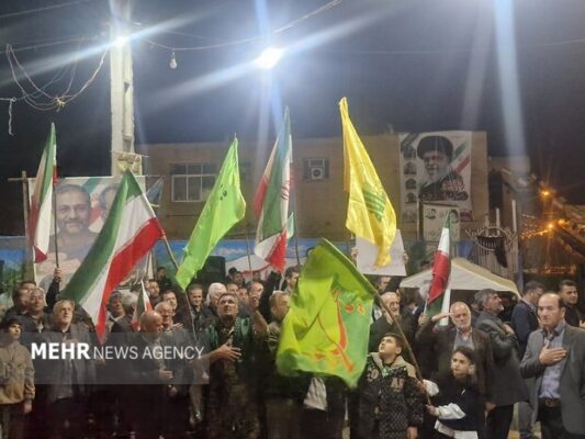 تجمع حماسی مردم اردستان در ایستگاه پنجاه و هشتم