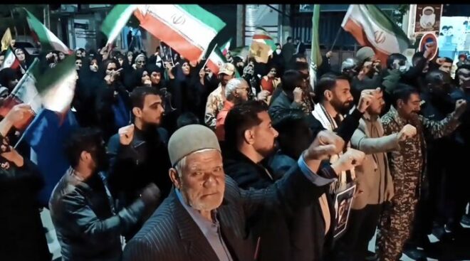 تجمع مردم مارگون در شب پنجاه و هفتم