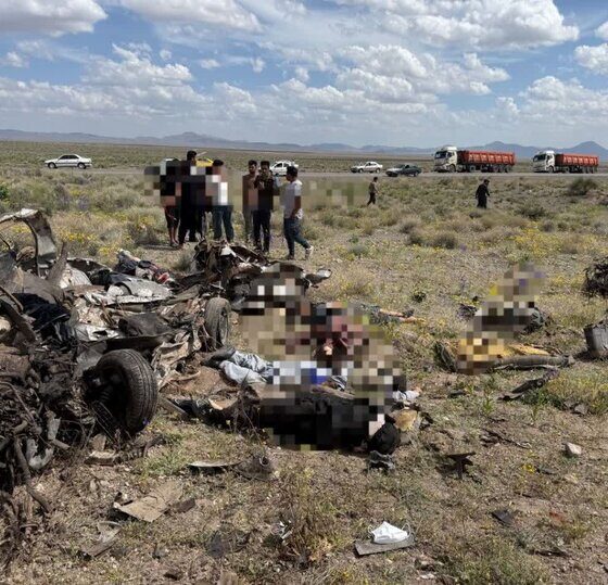 تصادف مرگبار در محور سیرجان- کرمان ۹ کشته و یک مصدوم داشت