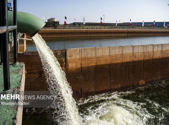 تهاتر ۳.۴ همتی در صنعت آب و فاضلاب کشور