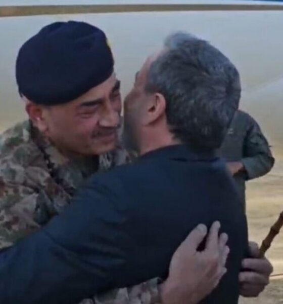 توئیت تامل‌براگیز عراقچی پس از استقبال از فرمانده ارتش پاکستان