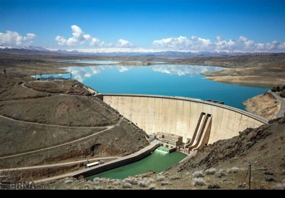 حجم مخزن سد زاینده‌رود به 35 درصد رسید