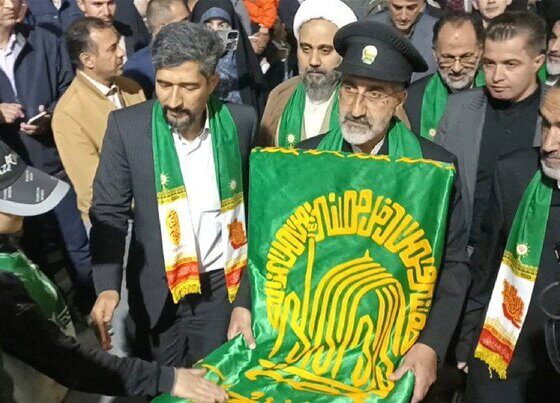 حضور خادمان رضوی در اجتماع باشکوه مردم آزادشهر