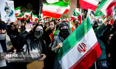 حضور شبانه قمی ها در حمایت از دیپلماسی و میدان