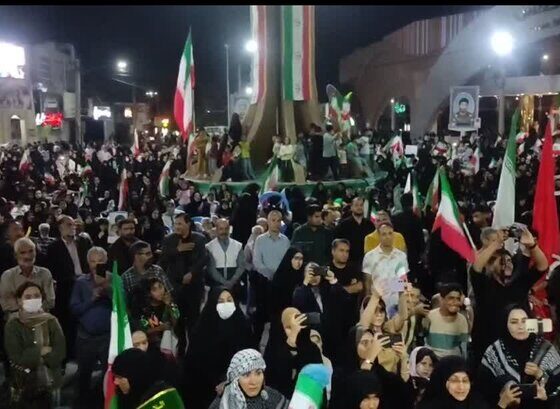 حماسه باشکوه مردم شهر بم در شب پنجاه و سوم