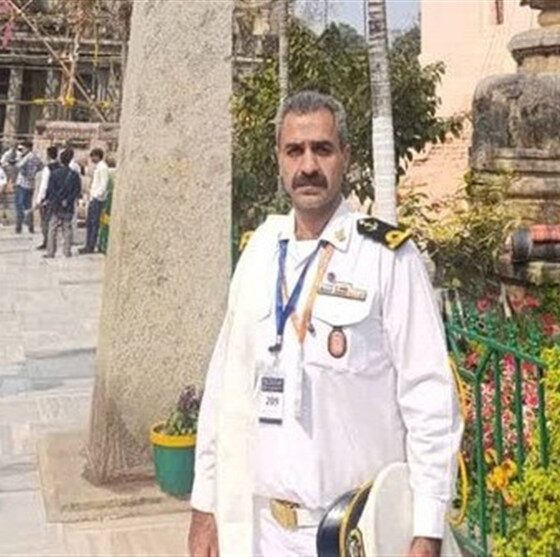 حماسه‌ای در دل اقیانوس/ روایت بازمانده کرمانشاهی از صلابت ناوشکن دنا